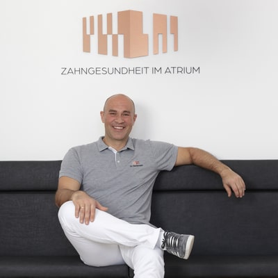 Mag. Dr. med. dent. Lars Heidenreich | Zahnarzt Innsbruck | Zahngesundheit Atrium